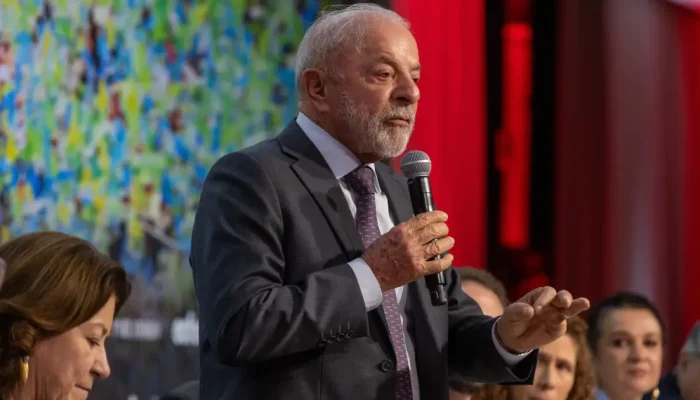 Lula propõe IA nacional para evitar dependência de potências globais