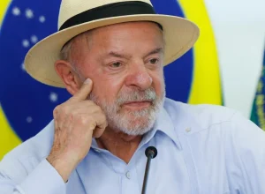 Lula sanciona medidas sobre fundos do sistema de Justiça em evento no Planalto