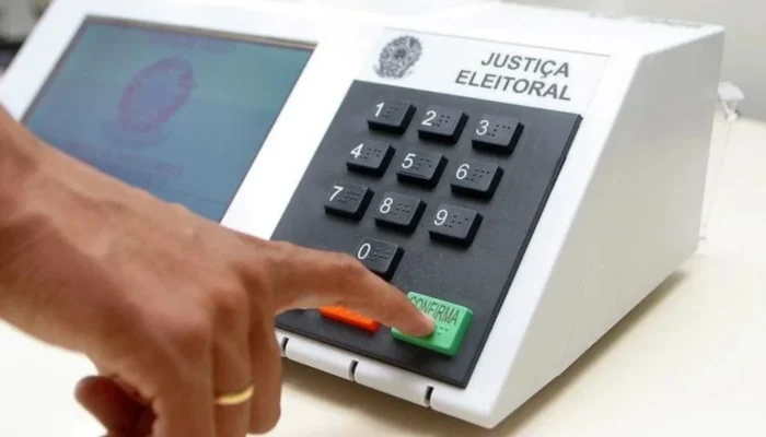 Marília Campos lidera disputa ao Senado em Minas Gerais com 13%