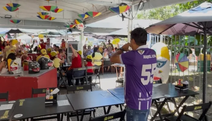 Mendonça Filho enfrenta manifestações pró-Lula e João Campos no Recife
