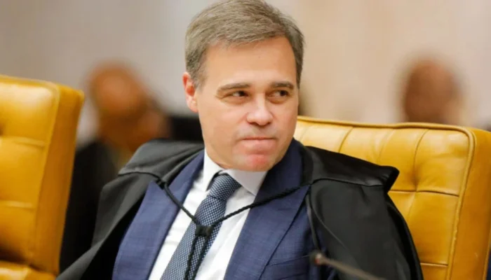 Mendonça solicita detalhes sobre mensagem de Vorcaro a Moraes