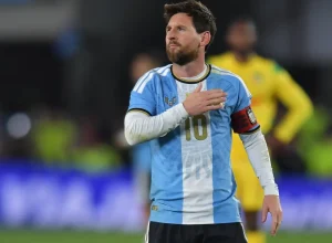 Messi encerra carreira na seleção argentina com recorde de gols