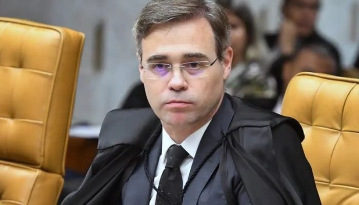 Ministro André Mendonça relatou que o material contém "aspectos da vida privada de investigado...
