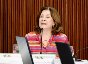 Miriam Belchior reúne ministros para discutir eleições em jantar estratégico