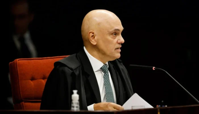 Moraes encerra investigação sobre ex-diretores da PRF por operações em 2022