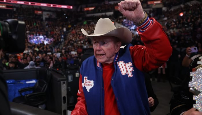 Morre Dory Funk Jr., lenda da luta livre e membro do Hall da Fama da WWE