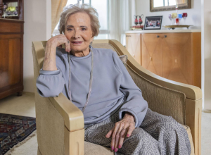 Morre Glória Menezes, ícone da TV brasileira, aos 91 anos
