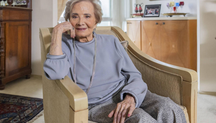 Morre Glória Menezes, ícone da TV brasileira, aos 91 anos