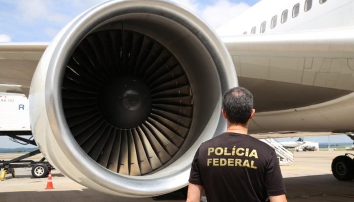 Mulher é detida no Galeão por furto de bagagens