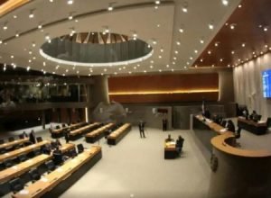 Nova configuração da Alepe favorece governo de Raquel Lyra