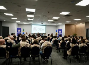 OEA destaca eleições no Brasil e alerta sobre desinformação