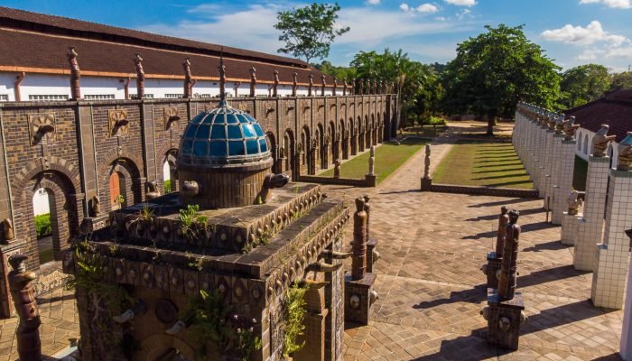 Oficina Francisco Brennand promove projeto educacional para escolas públicas