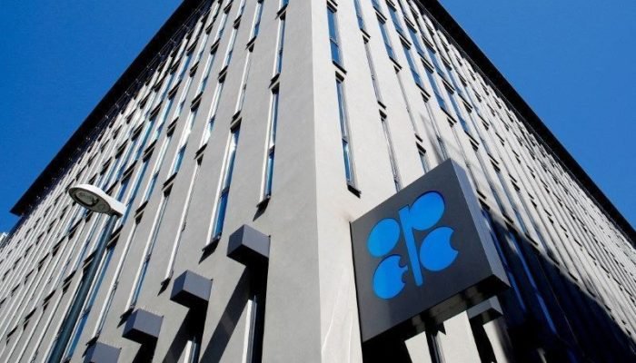 Opep ajusta previsão de crescimento do PIB global para 2026