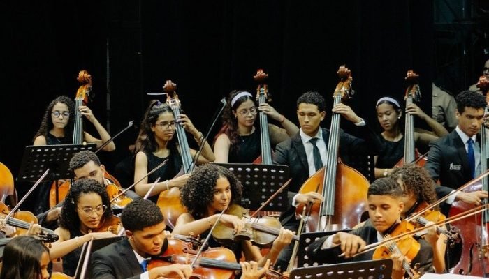 Orquestra Criança Cidadã: Transformação Social Através da Música