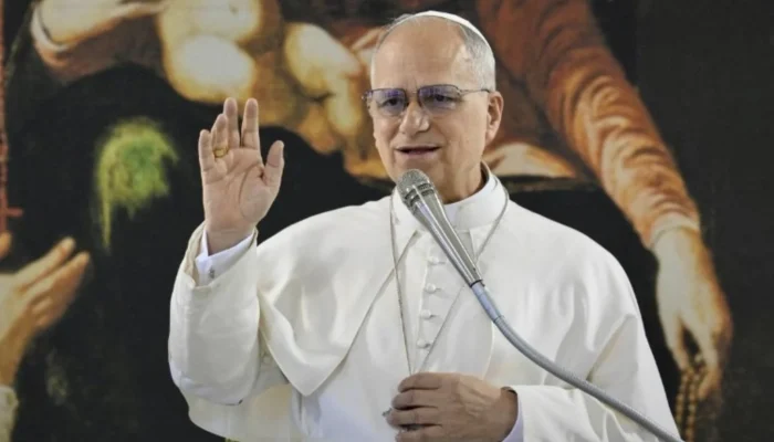 Papa Leão 14 faz história ao votar nas eleições dos EUA
