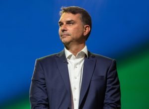 Pesquisa Meio/Ideia aponta Flávio Bolsonaro liderando com 51,1% dos votos válidos