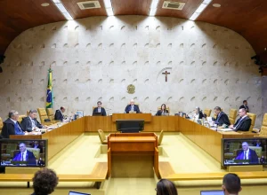 Pesquisa revela percepção de poder excessivo no STF entre brasileiros