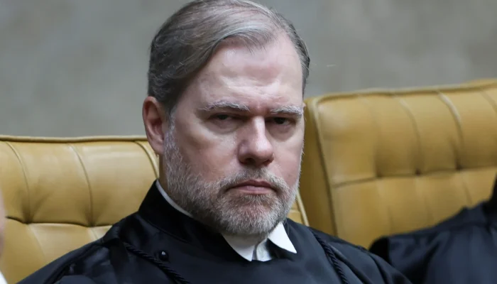 Polícia Federal investiga tentativa de influência em voto de ministro do STF