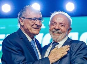 PSB oficializa Geraldo Alckmin como vice na chapa de Lula