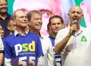 PSD oficializa candidatura de Arruda ao GDF sem definição de vice