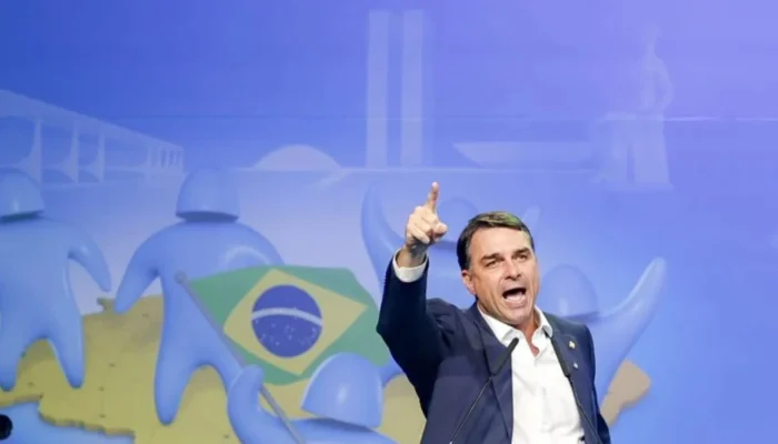 PT leva Flávio Bolsonaro ao Conselho de Ética por caso Dark Horse