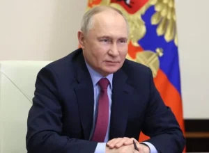 Putin alerta que tropas europeias na Ucrânia podem desencadear conflito com a Rússia