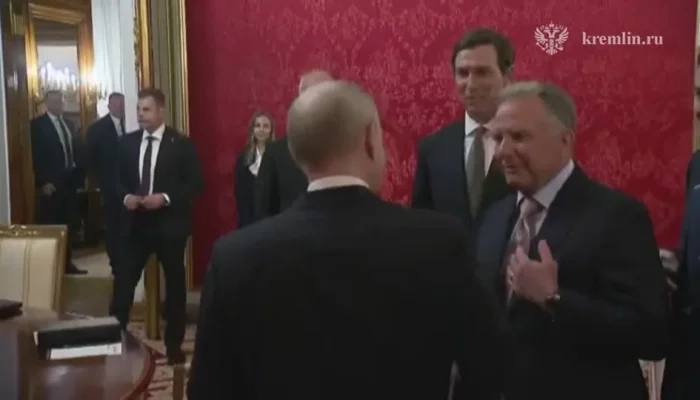 Putin e enviados de Trump discutem paz na Ucrânia em Moscou