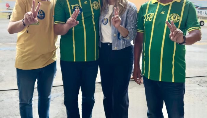 Raffiê Dellon destaca Alfredo Gaspar em evento político em Caruaru