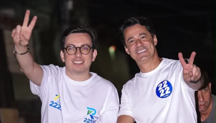 Raffiê Dellon e Anderson Ferreira lideram carreata em Caruaru