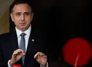 Rodrigo Pacheco participa de fórum empresarial no Rio de Janeiro