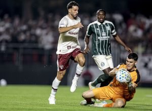 São Paulo empata com Coritiba e amplia jejum no Brasileirão