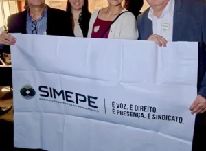 Senado aprova avanço do piso salarial para médicos e dentistas