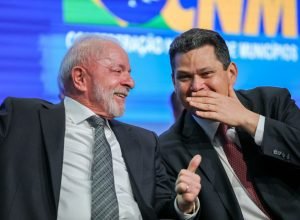 Senado aprova PEC que reduz jornada de trabalho para 40 horas semanais