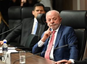 Senado pode adiar votação do fim da escala 6x1 para após eleições