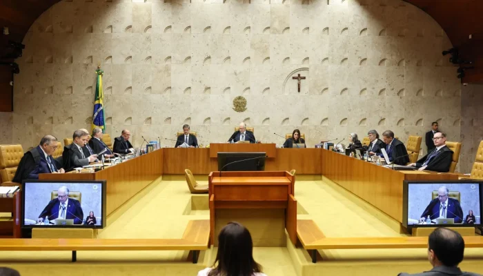 Sessão do STF agita cenário político e preocupa governo