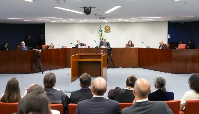 STF inicia julgamento sobre pagamento de penduricalhos a servidores - Reprodução do X / @STF_of...