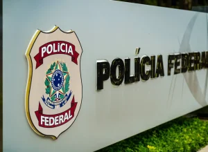 Superintendentes da PF evitam apoiar carta a Andrei para não tensionar com STF