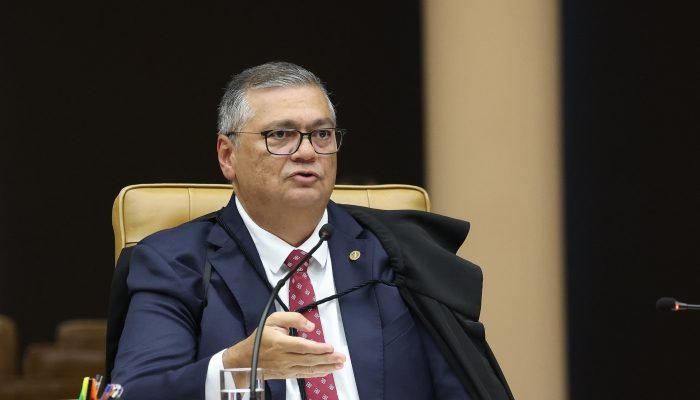 Supremo determina investigação sobre irregularidades nas emendas PIX