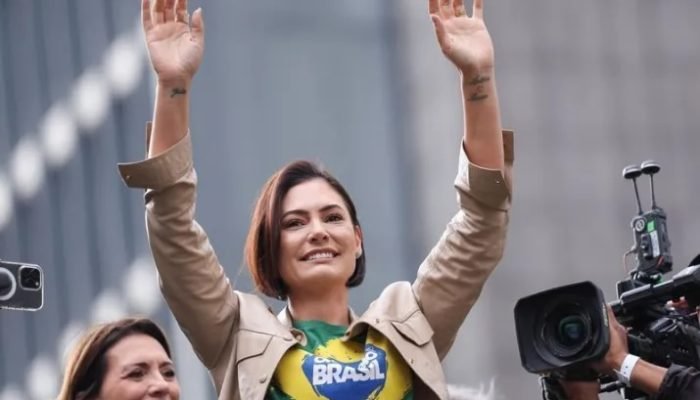 Ex-primeira-dama Michelle Bolsonaro durante ato em São Paulo - 07/09/2025REUTERS/Amanda Perobelli