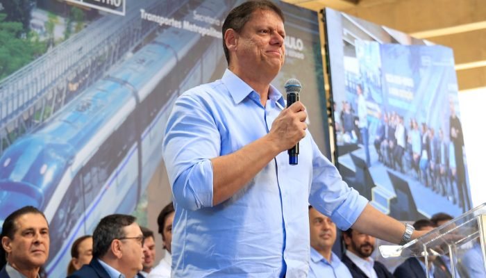Tarcísio de Freitas cancela participação no programa Roda Viva