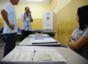 Tre-pe destaca regras para uso da cola eleitoral nas Eleições 2026