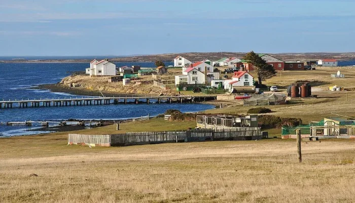 Tropas britânicas se preparam para possível invasão argentina às Malvinas