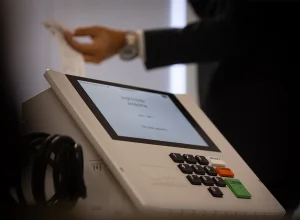 TSE disponibiliza consulta ao local de votação para eleições 2026