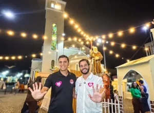 Túlio Gadêlha participa da Romaria de Frei Damião e fortalece laços políticos