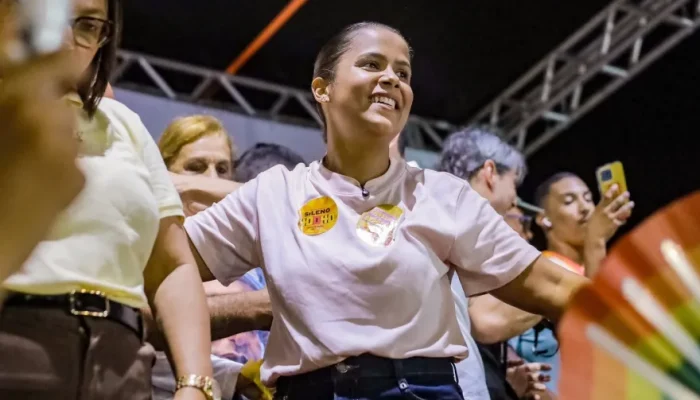Vereadora Cássia do Moinho renuncia salário para campanha a deputada federal