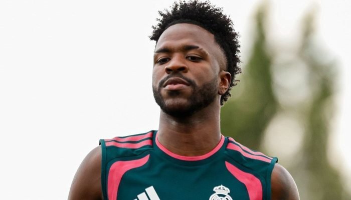 Vinícius Júnior busca renovação milionária com o Real Madrid
