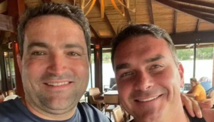 Willer Tomaz nega ligação de Vorcaro com voo de Flávio Bolsonaro