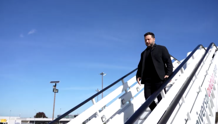 Zelensky visita Reino Unido para discutir apoio militar com Burnham